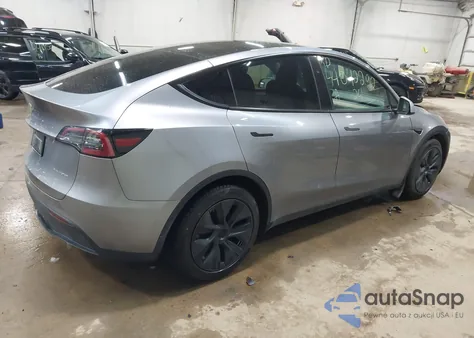 2024 Tesla Model Y Long Range Dual Motor All-Wheel Drive from USA, damaged, VIN 7SAYGDEE1RA304057